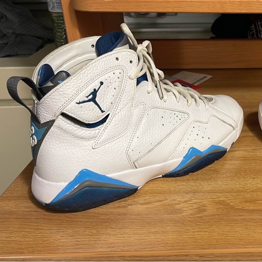 Jordan 7 French Blue